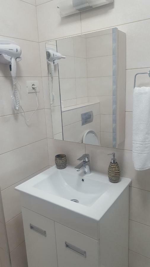דירות מאמאיה Alex Marina Flat מראה חיצוני תמונה